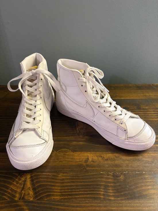 Nike Shoes - Nike Women’s Blazer Mid Vintage White High-Top Sneakers